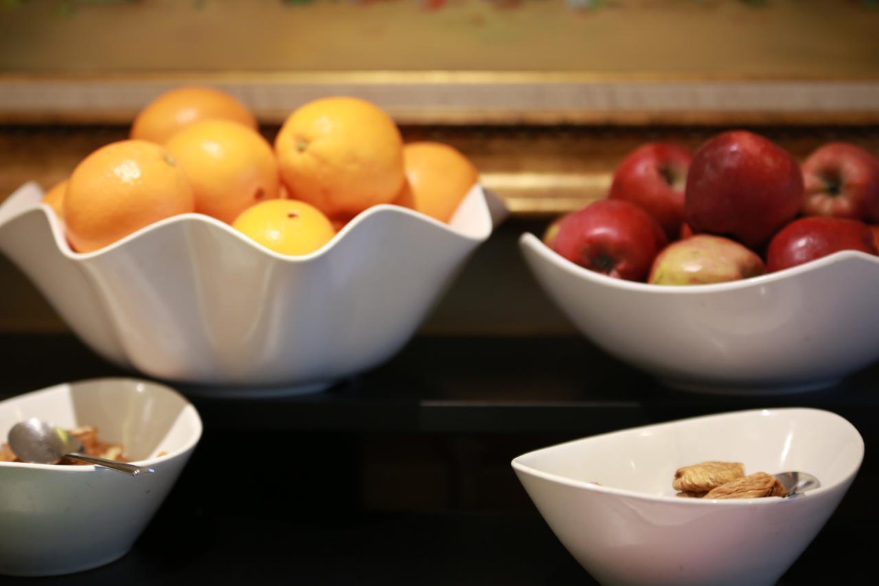 Queen Hotel & Spa Istanbul Bagian luar foto